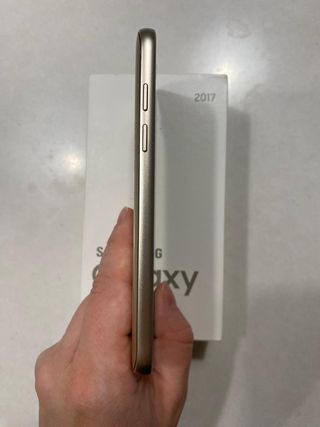 Samsung Galaxy A3 2017 oro
