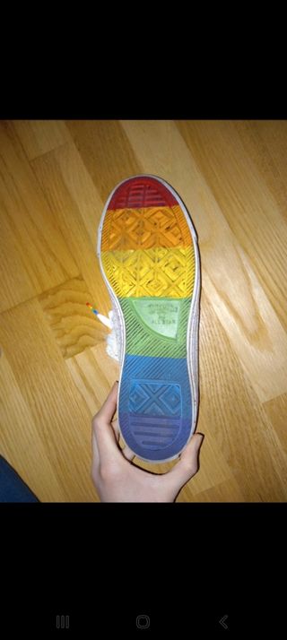 Converse "proud to be"