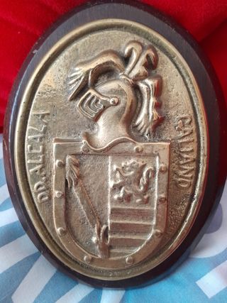 Metopa de bronce Alcalá Galiano