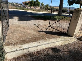 Portones batientes de entrada - valla exterior