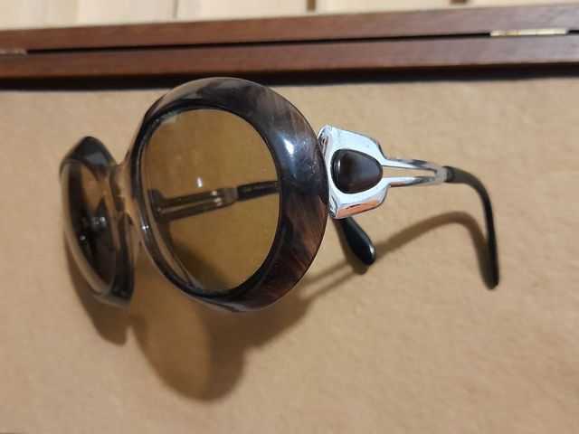 Gafas de sol antiguas