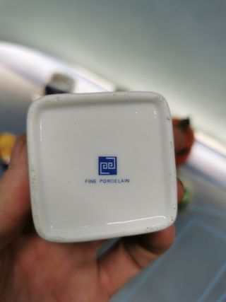 9 Cajitas decorativas, 3 de madera, 6 de porcelana