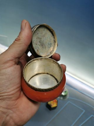 9 Cajitas decorativas, 3 de madera, 6 de porcelana