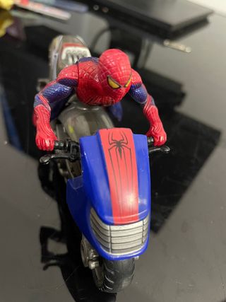 Spiderman + Moto