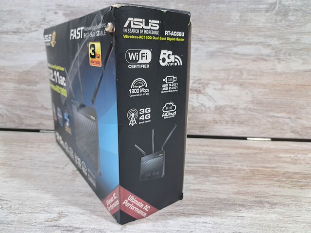 Router ASUS RT-AC68U AC1900