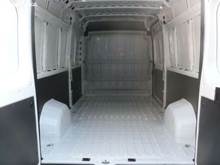 Portes mudanzas y transporte