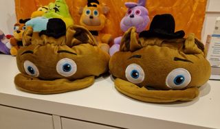 Gorro Five Nigths at Freddy's  SOLO QUEDA UNO