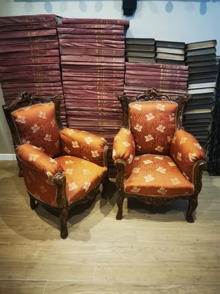 Sillones pequeños barrocos. precio unidad Antiguos