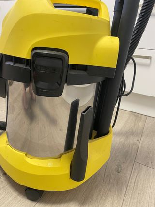 aspiradora Karcher WD 3 premium