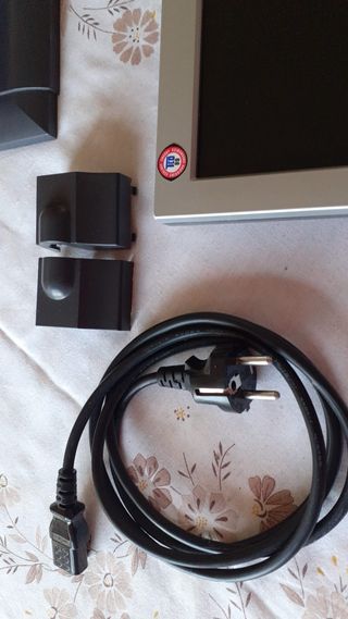 Monitor computer fisso Hyundai