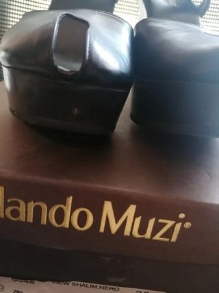 Scarpe particolari Nando Muzi