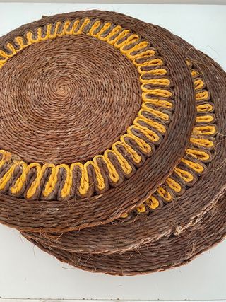 Bajoplatos vintage de esparto