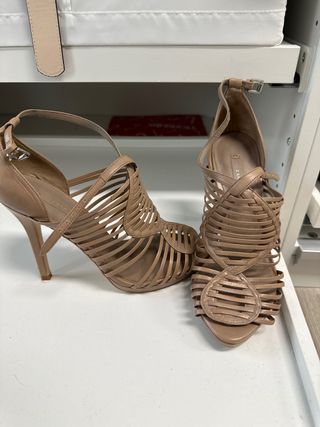 sandalias color piel