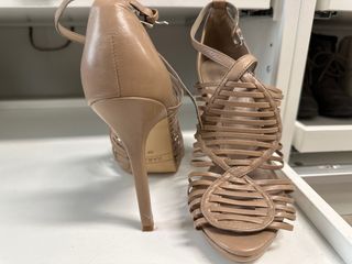 sandalias color piel