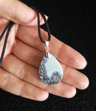 Colgante de Jaspe Maligano y Plata.