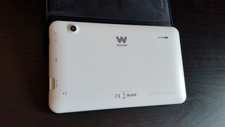 Tablet Woxter pantalla 7" (funda de regalo)