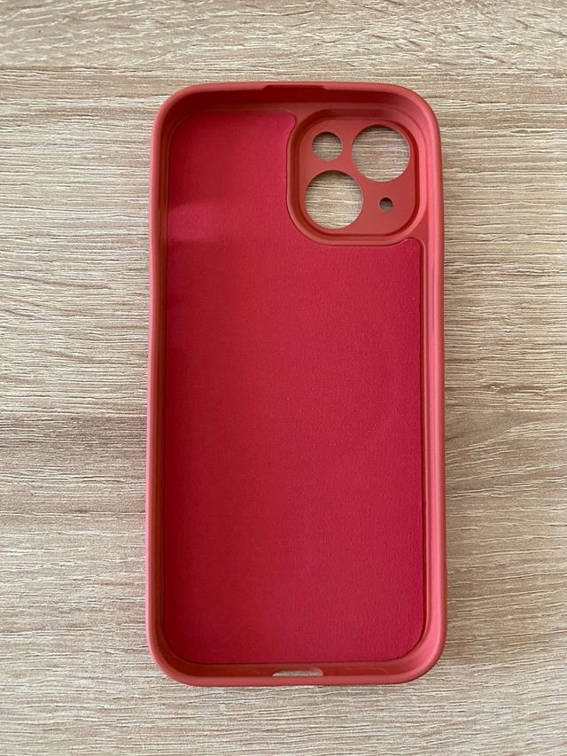 ✅ Custodia per iPhone 15 con MagSafe