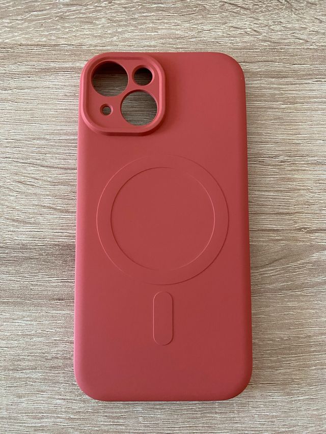 ✅ Custodia per iPhone 15 con MagSafe