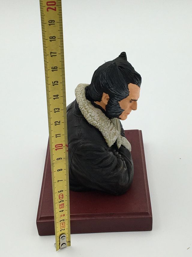 EARTH LOGAN LIMITED EDITION RESIN BUST