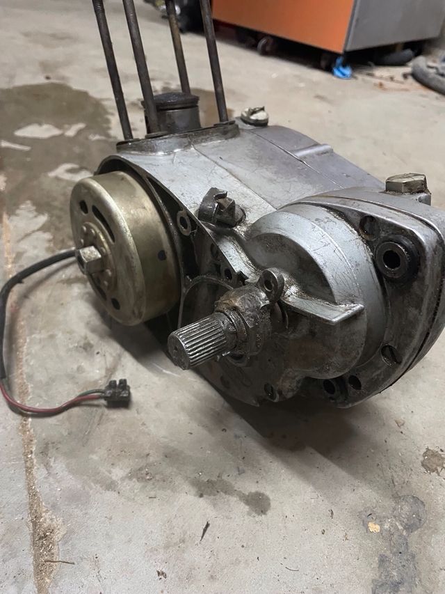 Motor derbi tricampeona