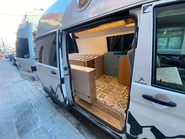 Mueble camper “Cama Rastrillo grande”