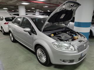 Fiat Linea 2010.