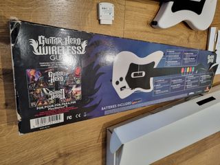 Guitarra PS2 + GUITAR HERO 3 LEYENDS OF ROCK