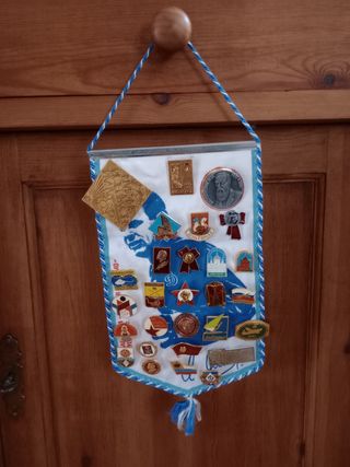 Banderín con insignias 