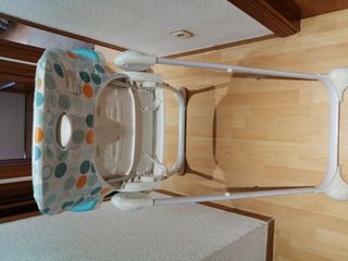 Trona infantil seminueva