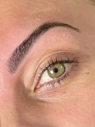 Diseño  y depilación de cejas