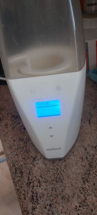 Esterilizador y calienta biberones y chupetes