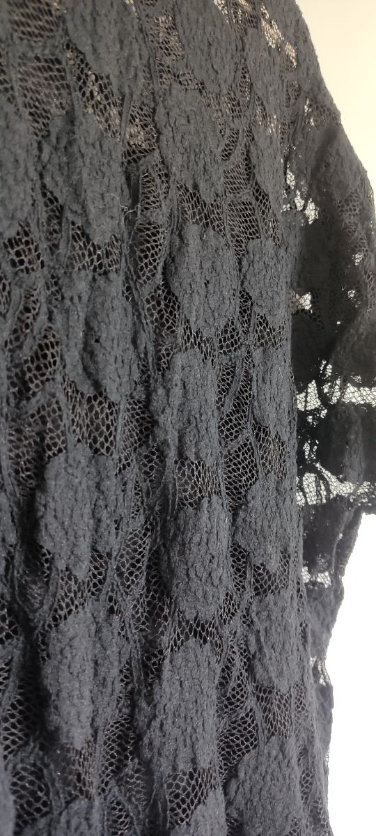 Camiseta bordada con camiseta interior