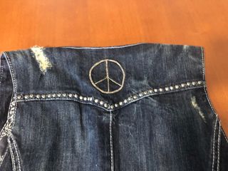 Chaleco vaquero de Guess