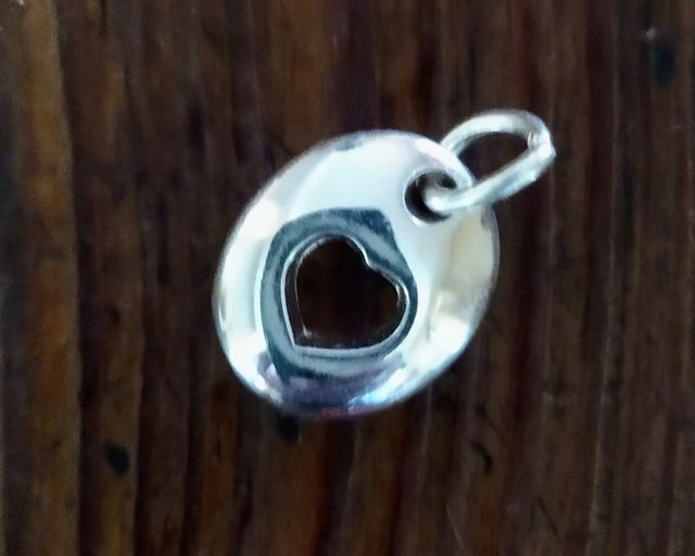 orecchini hand made e due ciondoli