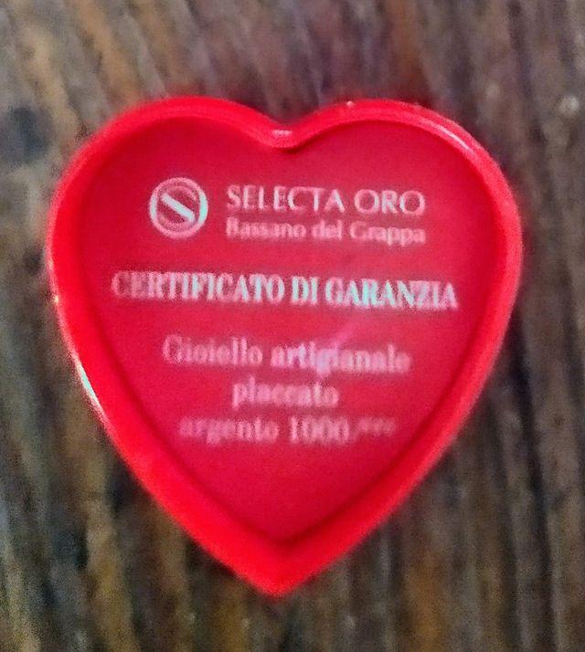 orecchini hand made e due ciondoli