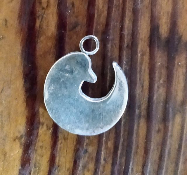 orecchini hand made e due ciondoli