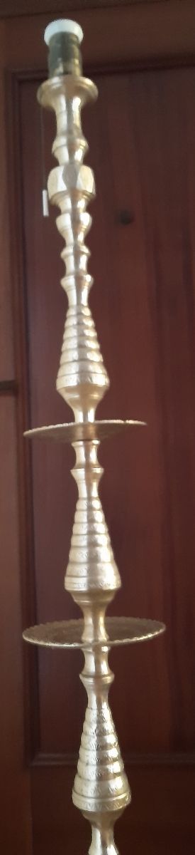 Lámpara bronce macizo