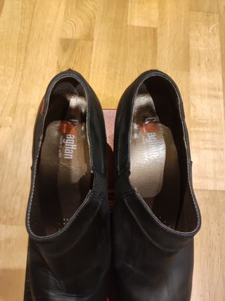 Zapatos número 40