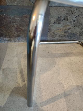 Silla Ikea Tobías transparente aceptable