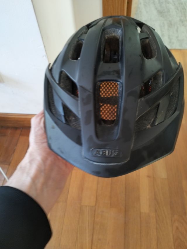 Casco abus moventor
