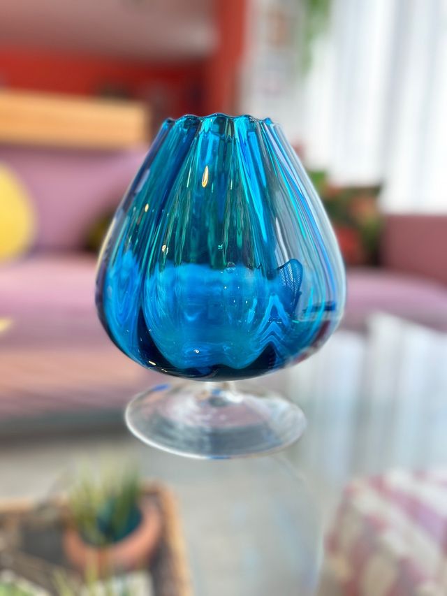 ¡Elegante flor de cristal azul vintage de los años