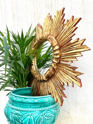 ANTIGUO ESPEJO SOL DORADO