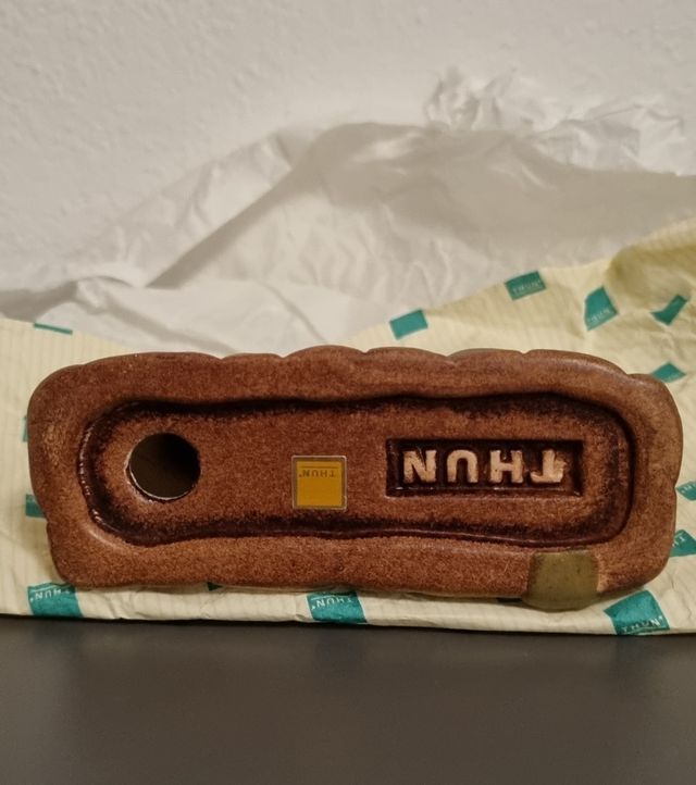 Thun presepe gallo su muretto