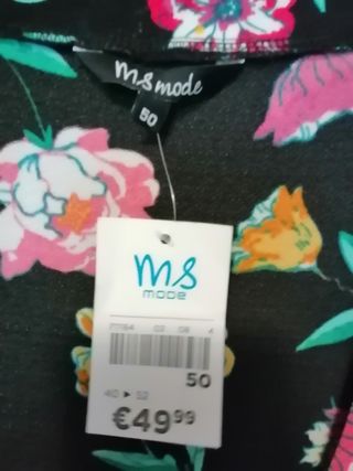 Mono negro con estampado de flores mujer fiesta