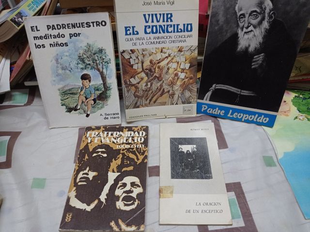 Lote25 libros de religión