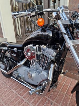 HARLEY DAVIDSON 883