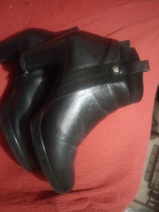 Botines piel 39