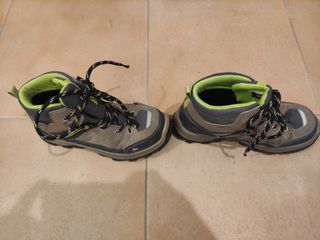 Botas montaña Quechua