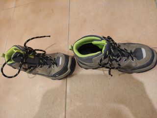 Botas montaña Quechua