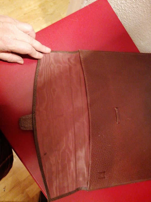 Cartera documentos. Piel